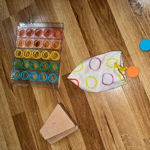 Lovevery Rainbow Connect 4